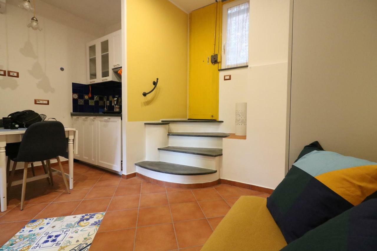 Giallo Napoli Ngoại thất bức ảnh